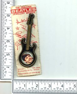 The Beatles Paul McCartney Guitar Brooch Pin Original Card